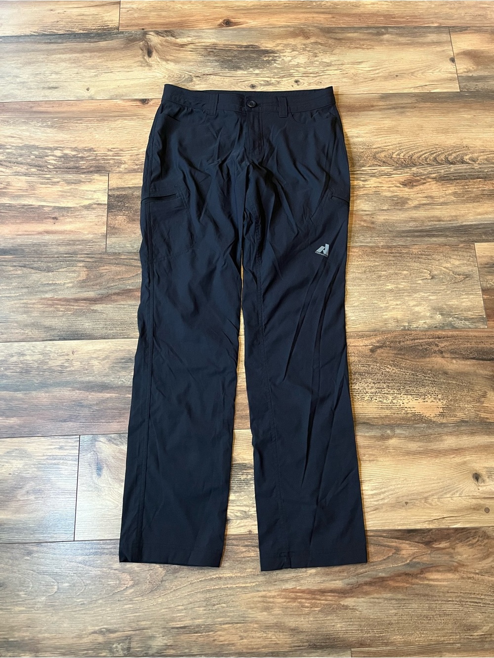 Eddie Bauer First Ascent Women’s 6 Black Hiking Pants Stretch Cargo Outdoor
